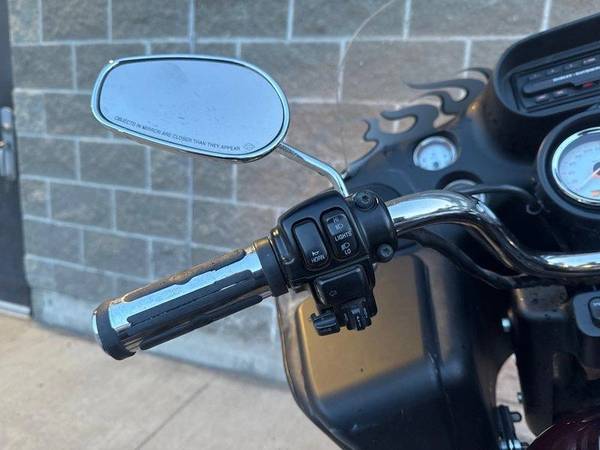 2005 Harley-Davidson, dovoz Kanada — foto 9 z 12