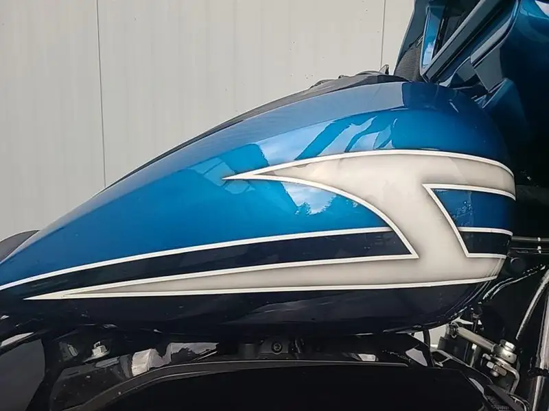 2023 Harley-Davidson Unspecified, modrá, 21 891 km, dovoz Kanada — foto 5 z 12