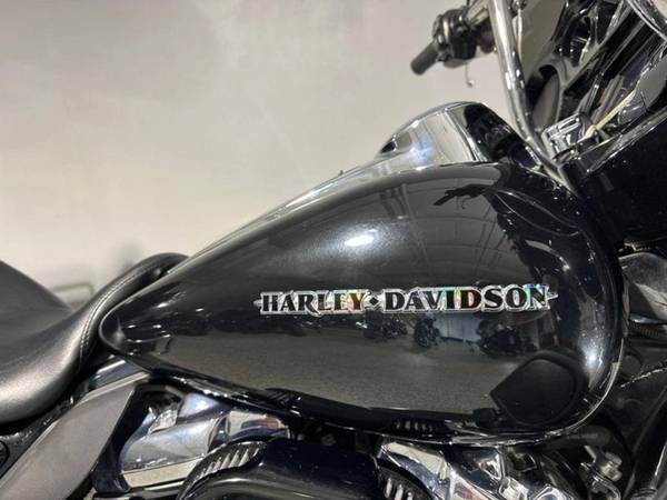 2018 Harley-Davidson, dovoz Kanada — foto 2 z 12