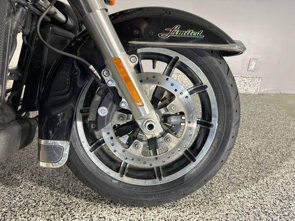 2016 Harley-Davidson, dovoz Kanada — foto 3 z 12