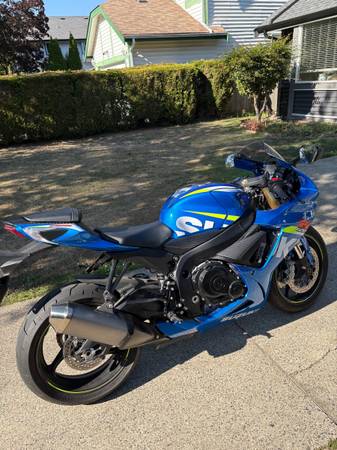 Suzuki, dovoz Kanada — foto 11 z 12