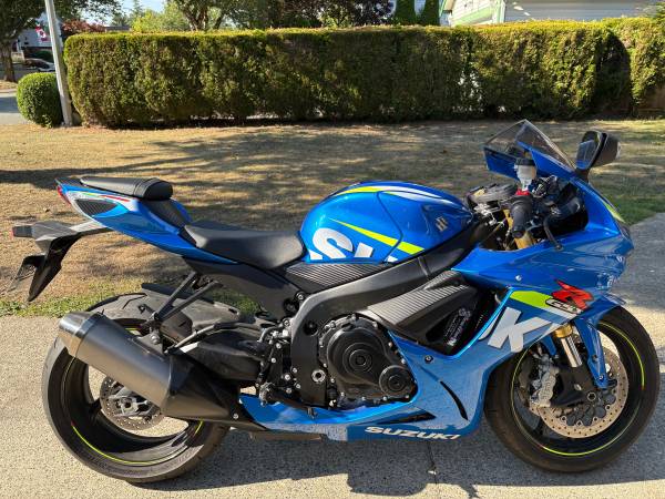 Suzuki, dovoz Kanada — foto 12 z 12