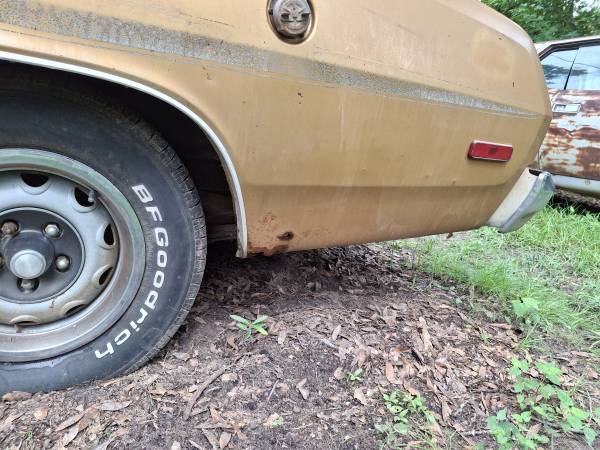 1975 Plymouth Duster Project Car, dovoz USA — foto 10 z 12