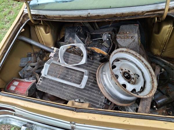 1975 Plymouth Duster Project Car, dovoz USA — foto 7 z 12