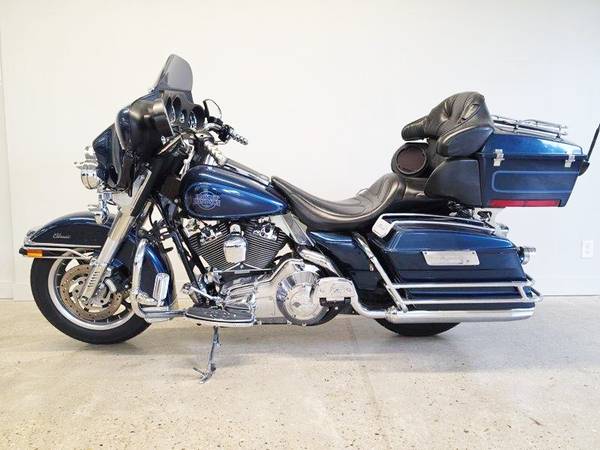 2002 Harley-Davidson, dovoz Kanada — foto 6 z 12