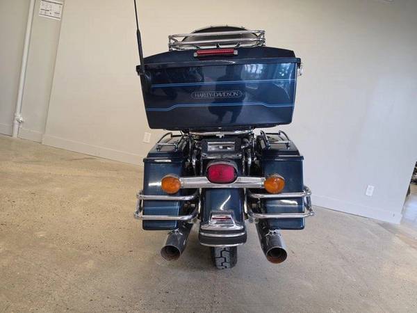 2002 Harley-Davidson, dovoz Kanada — foto 7 z 12