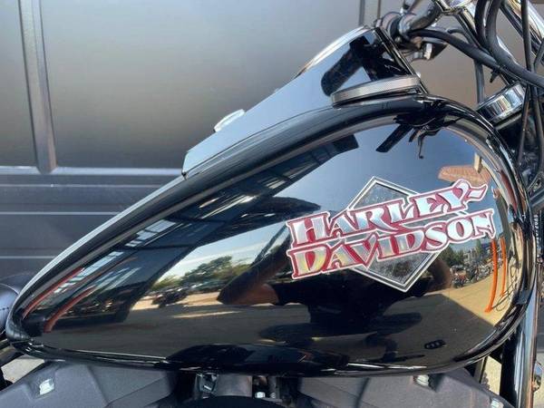 2005 Harley-Davidson, dovoz Kanada — foto 2 z 12