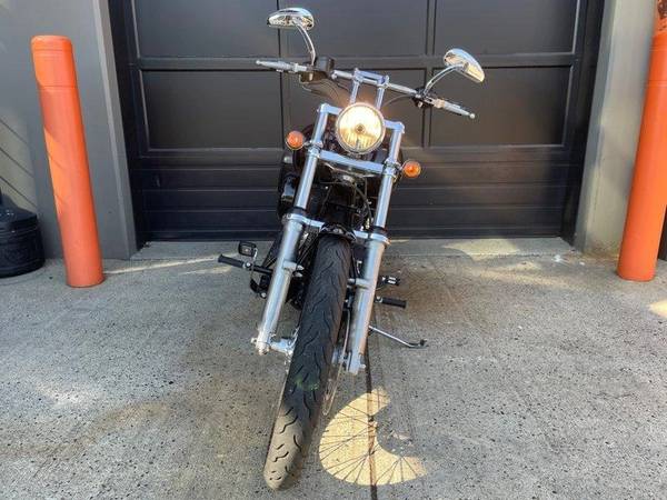 2005 Harley-Davidson, dovoz Kanada — foto 4 z 12