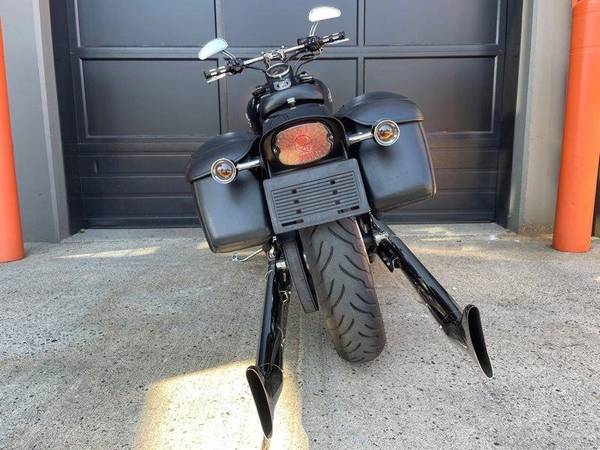 2005 Harley-Davidson, dovoz Kanada — foto 7 z 12