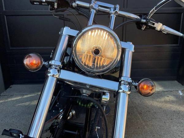 2005 Harley-Davidson, dovoz Kanada — foto 8 z 12