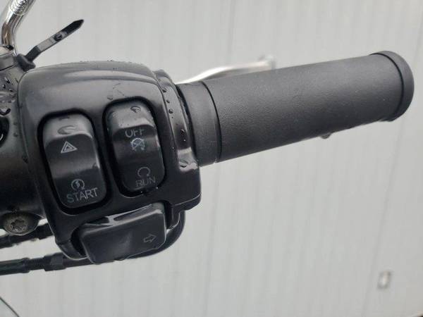 2012 Harley-Davidson, dovoz Kanada — foto 12 z 12