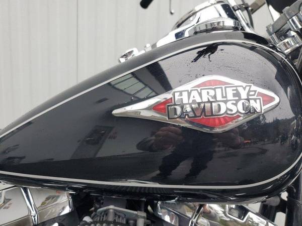 2012 Harley-Davidson, dovoz Kanada — foto 2 z 12