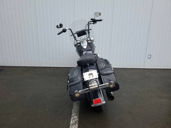 2012 Harley-Davidson, dovoz Kanada — foto 7 z 12