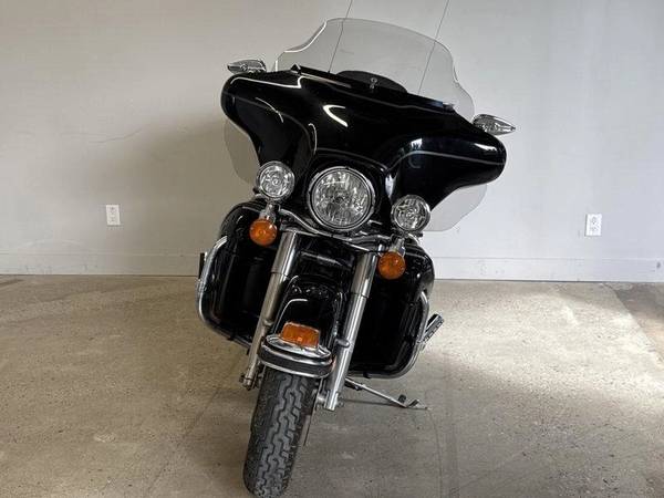 2005 Harley-Davidson, dovoz Kanada — foto 4 z 12