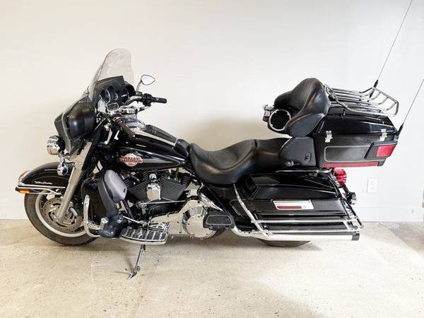 2005 Harley-Davidson, dovoz Kanada — foto 6 z 12