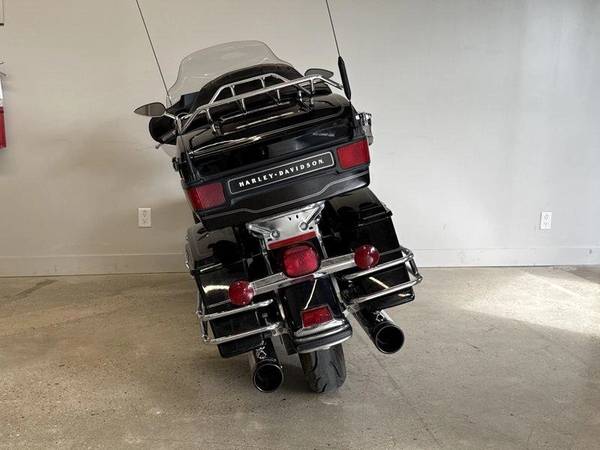 2005 Harley-Davidson, dovoz Kanada — foto 7 z 12