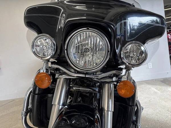 2005 Harley-Davidson, dovoz Kanada — foto 8 z 12