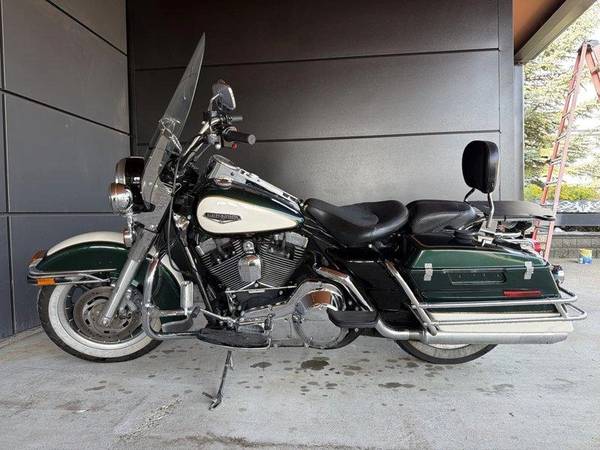 2005 Harley-Davidson, dovoz Kanada — foto 6 z 12