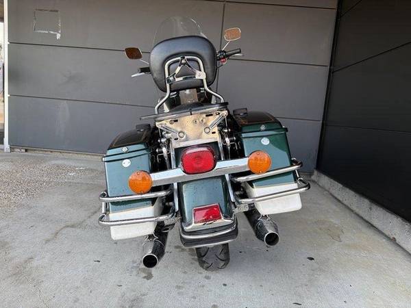 2005 Harley-Davidson, dovoz Kanada — foto 7 z 12