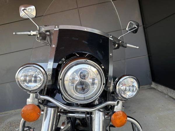 2005 Harley-Davidson, dovoz Kanada — foto 8 z 12