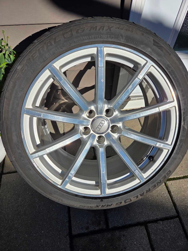 Audi RS5 19" forged wheels with tires, dovoz Kanada — foto 3 z 5