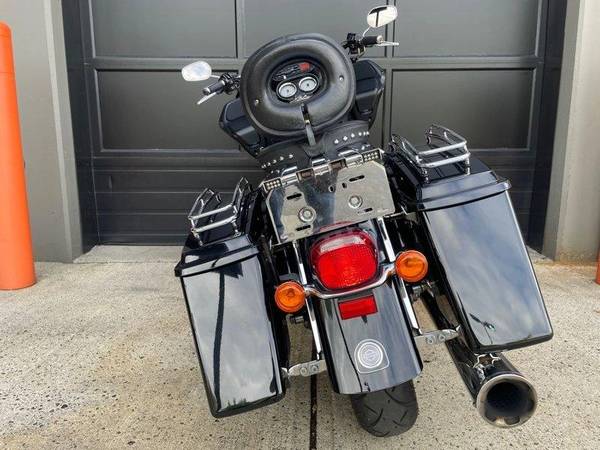 2005 Harley-Davidson, dovoz Kanada — foto 7 z 12