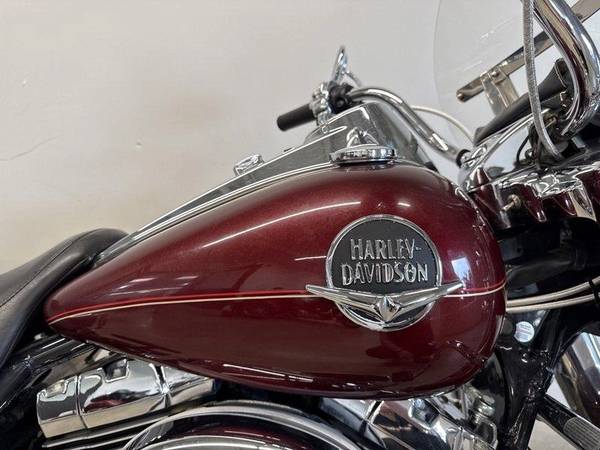 2008 Harley-Davidson, dovoz Kanada — foto 2 z 12