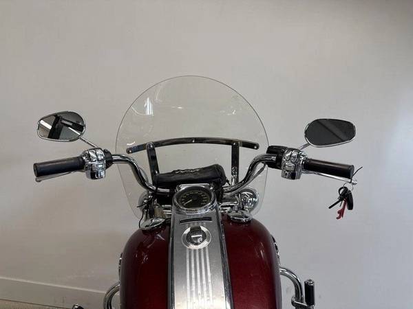 2008 Harley-Davidson, dovoz Kanada — foto 8 z 12