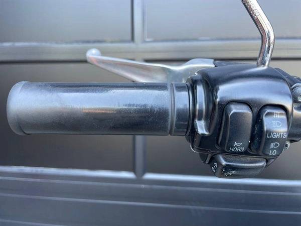 2008 Harley-Davidson, dovoz Kanada — foto 10 z 12
