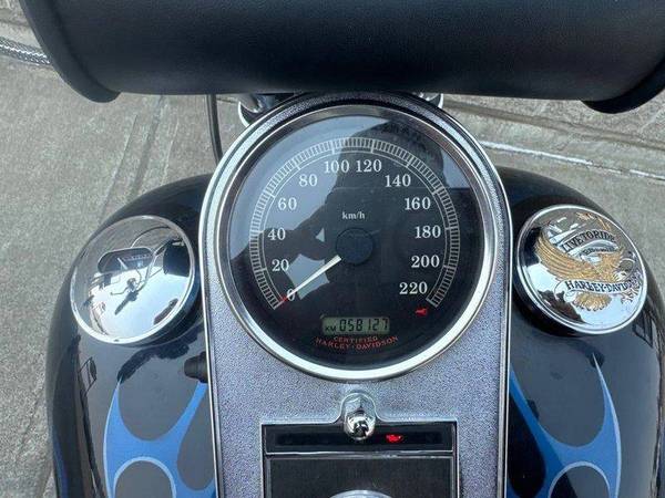 2004 Harley-Davidson, dovoz Kanada — foto 12 z 12