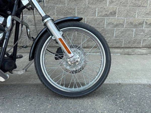 2004 Harley-Davidson, dovoz Kanada — foto 3 z 12
