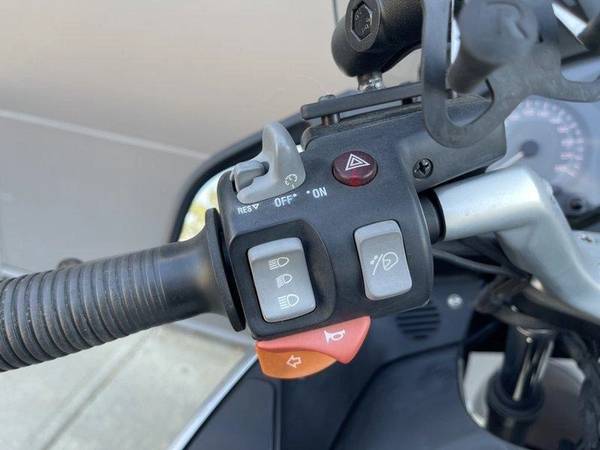2005 BMW, dovoz Kanada — foto 10 z 12
