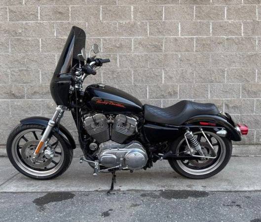 2012 Harley-Davidson, dovoz Kanada — foto 6 z 12