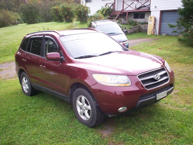 2008 Hyundai Santa Fe, Need Rack Replaced, 96,331 Kms, dovoz Kanada — foto 3 z 5