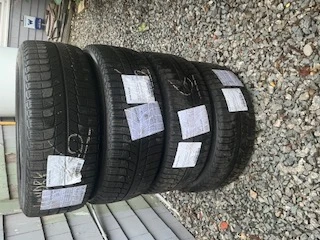 4 Winter tires mounted on steel wheels, dovoz Kanada — foto 1