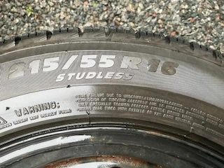 4 Winter tires mounted on steel wheels, dovoz Kanada — foto 3 z 5