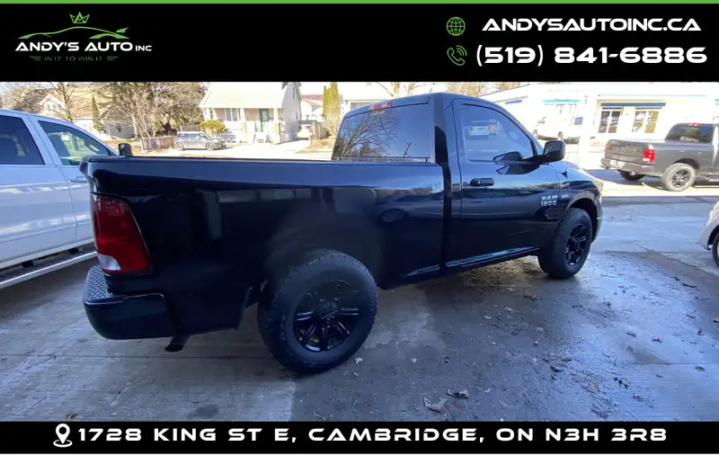 2016 RAM 1500 Regular Cab, černá, 132 755 km, dovoz Kanada — foto 4 z 12