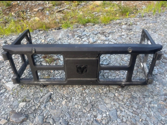 RamBox Bed Extender/Divider -Mopar OE, dovoz Kanada — foto 2 z 3