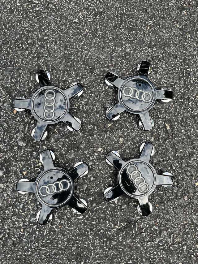 Wheels and Snow Tires For Sale, dovoz Kanada — foto 4 z 5