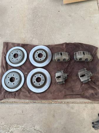 2008 Corvette C6 OE Brake brzdový třmen + Rotors + Pads Set Z51 Gm OE, dovoz USA — foto 1