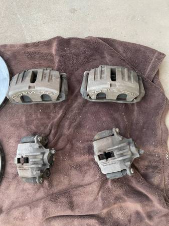 2008 Corvette C6 OE Brake brzdový třmen + Rotors + Pads sada Z51 Gm OE, dovoz USA — foto 4 z 12