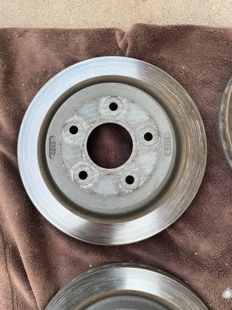 2008 Corvette C6 OE Brake brzdový třmen + Rotors + Pads sada Z51 Gm OE, dovoz USA — foto 8 z 12