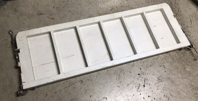 Toyota tail gate, dovoz Kanada — foto 3 z 3