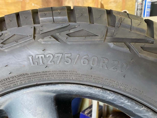 LT 275/60 R20, dovoz Kanada — foto 2 z 3