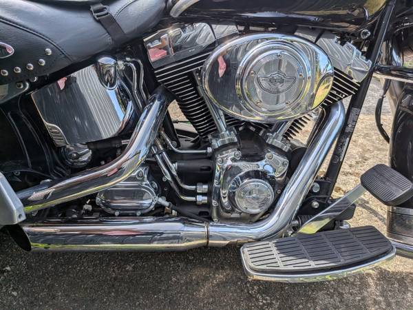 2003 Harley-Davidson, bílá, dovoz Kanada — foto 2 z 7