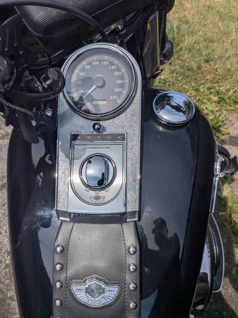 2003 Harley-Davidson, bílá, dovoz Kanada — foto 5 z 7