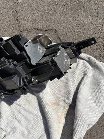 FORD ESCAPE 2023-2025 RIGHT LED HEADLIGHT, dovoz USA — foto 5 z 7