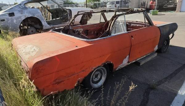 1963 Chevy II Nova Convertible Project Rare Drop Top w/Clean Title!, dovoz USA — foto 2 z 6