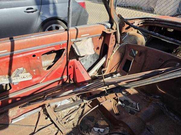 1963 Chevy II Nova Convertible Project Rare Drop Top w/Clean Title!, dovoz USA — foto 3 z 6