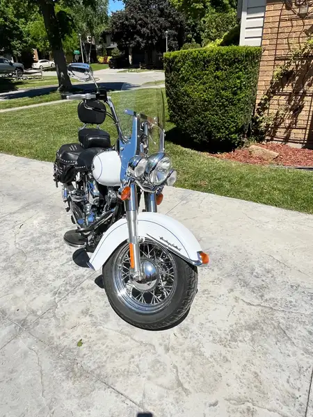 2013 Harley-Davidson Softail, bílá, 26 003 km, dovoz Kanada — foto 2 z 6